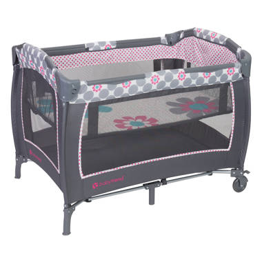 Minnie mouse pack 2024 n play mattress